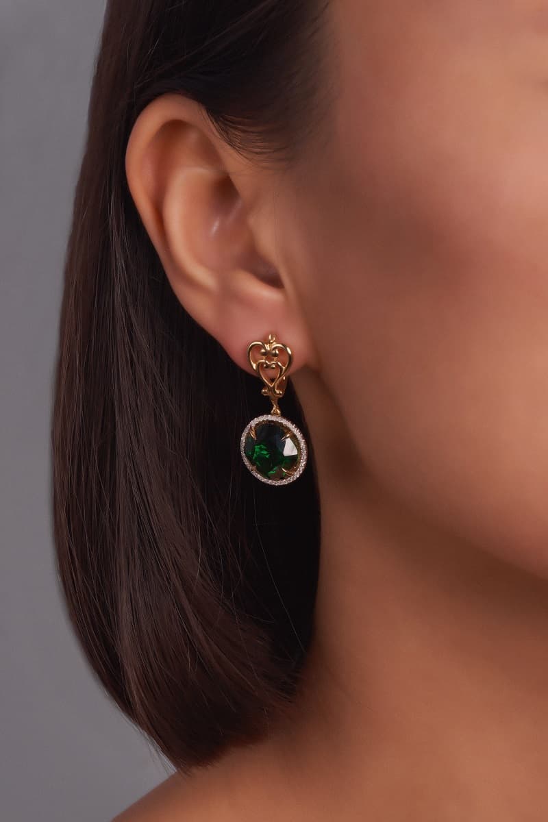 earrings model SK00609 Y Emerald.jpg
